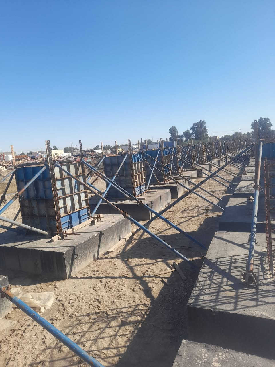 كالب حديد يراني كامل وياه زوايه +شنفر البيع ***********/ 20طن

