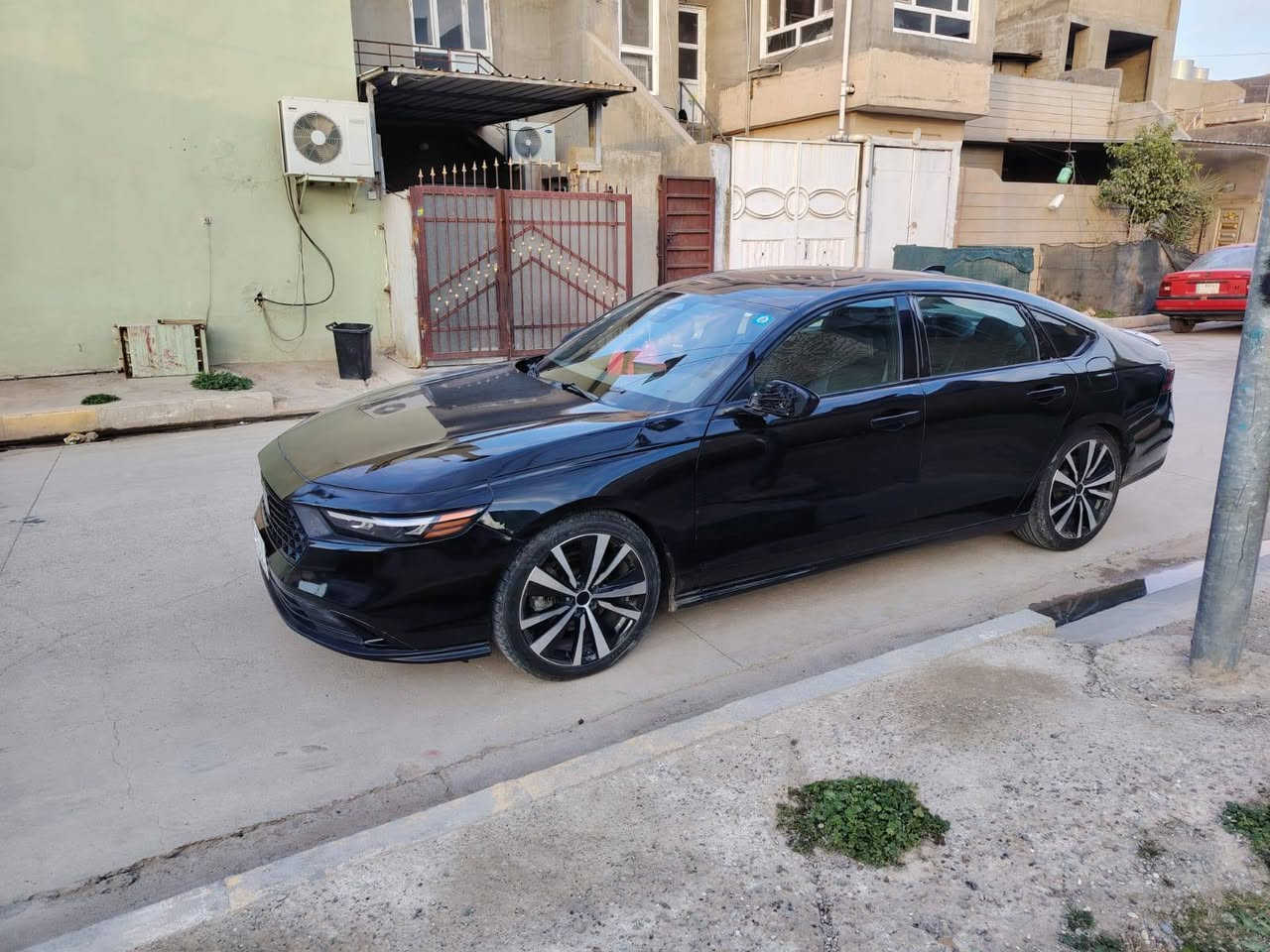 البيع هوندا اكورد سبورت 2024 خمس قطع صبغ وربع صابع بل شاصي جهة سائق رقم نكليزي  سعر 125 بية مجال  بيع حزام مكان سيارة  كركوك  تواصل عل رقم *********** كركوك, العراق
