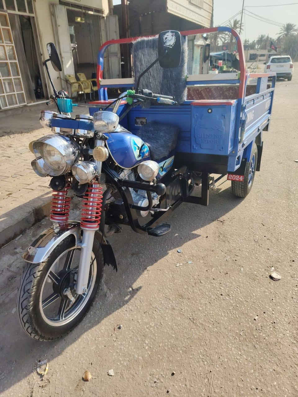 السلام عليكم ستوته للبيع موديل 23 اوراق اصولي ومكفوله كفاله عامه شرط النظافه وضع الشركه اتصل ودلل ***********
