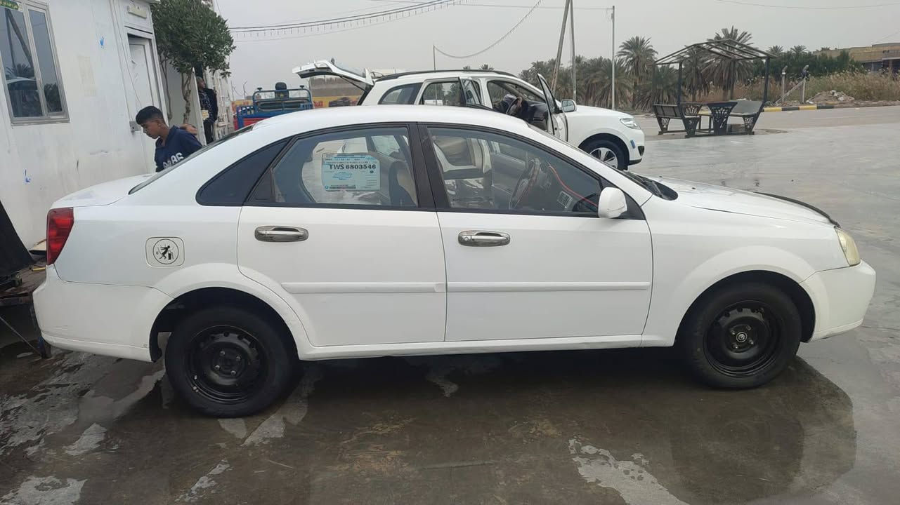 السلام عليكم
للبيع اوبترا 2011 رقم واسط مميز بأسمي 
سنويه لل2028
سياره جاهزه مال بيت 
1-صدر امامي وخلفي جديد
2-تدفئه وتبريد وكهربائيات جاهزه 
3-شاشه اندرويد تاب كبيره 
4-تخم تايرات جديد 
بيهه صبغ باب خلفي والتفاصيل موجود السونار بالمنشور
السعر 80 وبيهه مجال 
مكان السياره واسط الكوت 
للاستفسار ***********
