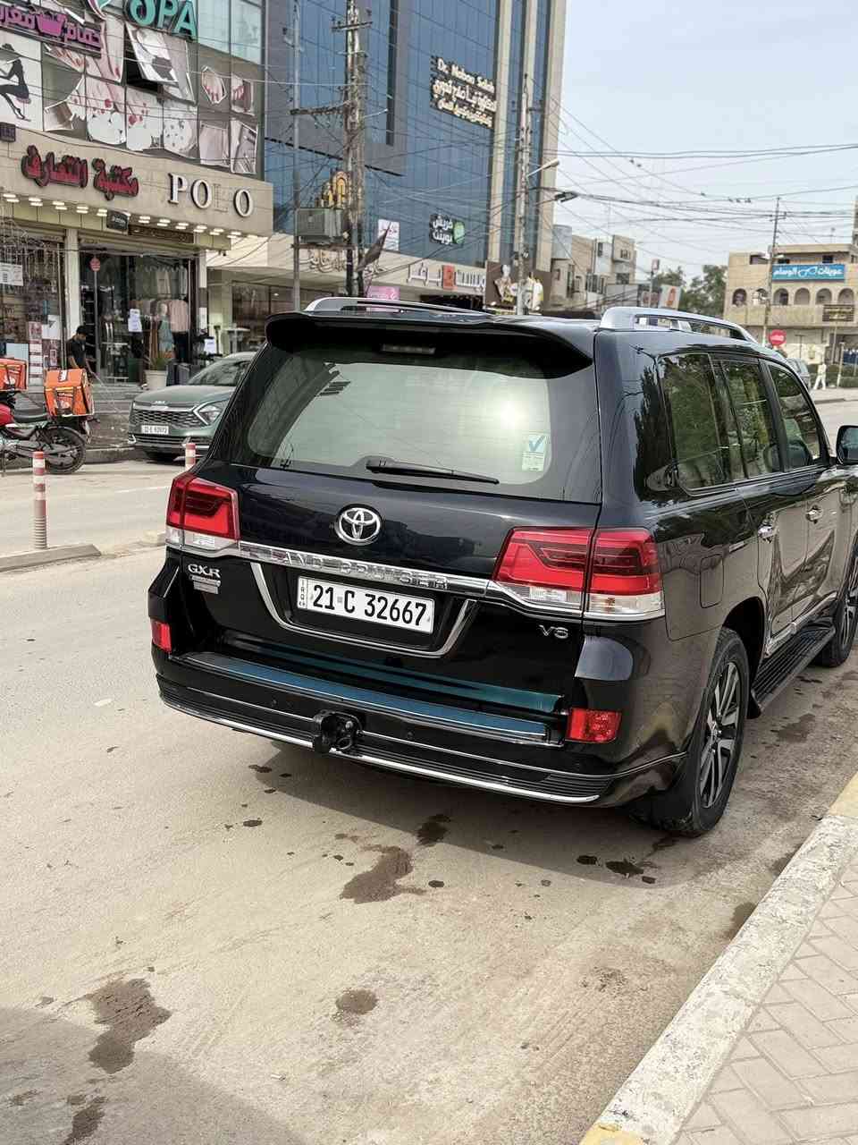 السلام عليكم
لاند كروزر 2019
فول مواصفات 
بصمة تشغيل عن بعد 
فتحت سقف 
مري كهربائية
كشنات تدفئة تبريد
ويل كب بلادي
كراسي كهربائية
ومعروفة مواصفاتهة الباقية 
السيارة مكفولة گشر ومكينة وكير 
لا صبغ ولا حادث ولا تبديل 
بيهة بس بالجنطة اصبعين تكحيل كارت جوة العلامة مال تيوتة 
السعر 540 وبيهة مجال للطيبين 
للاستفسار على الرقم ***********

