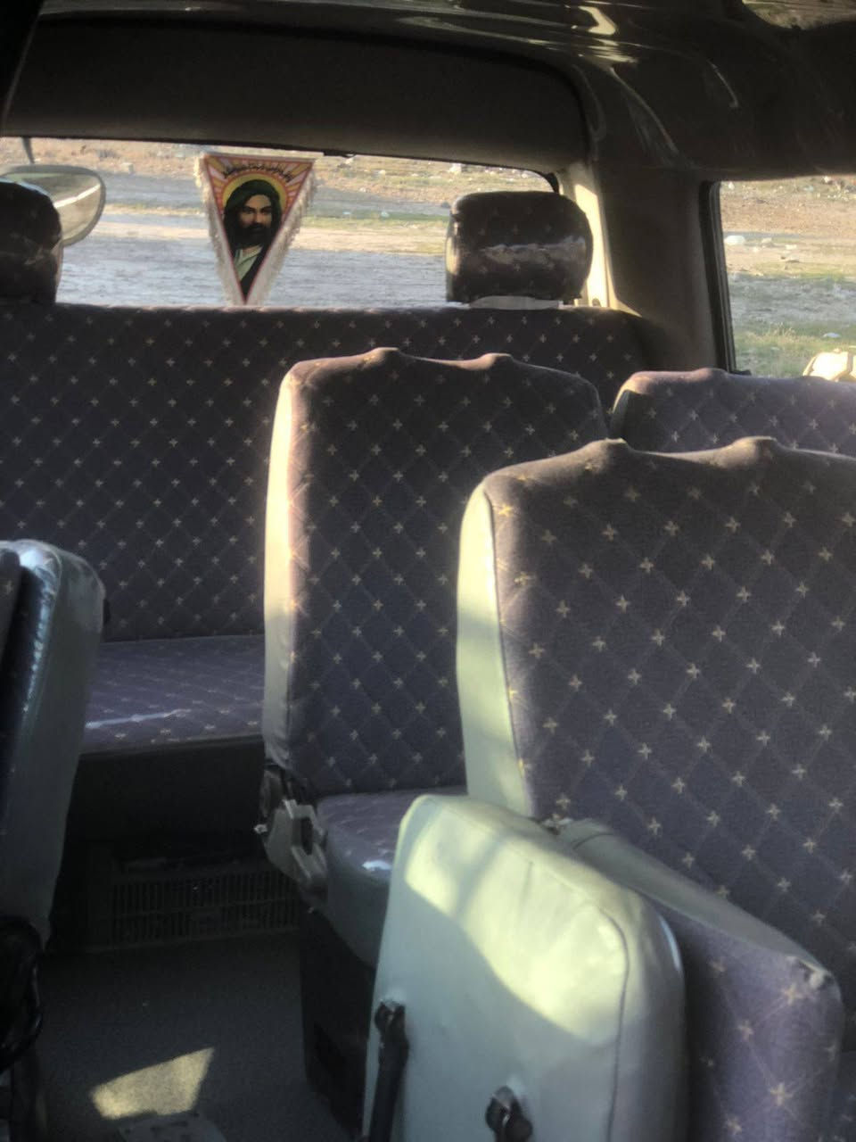 جنبي h1كفاله سنويه جديده رقم بغداد رقم جديد كير ومكينه واكسل مكفول مكاني ديالئ الخالص الاتصال على الرقم 
*********** السعر90 وبيه مجال
