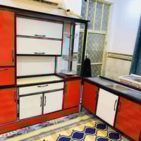 كاونتر تكمه اي ضرر مابي مستخدم نضيف قياس مترين قطعتين سنك متر ونص مكان...