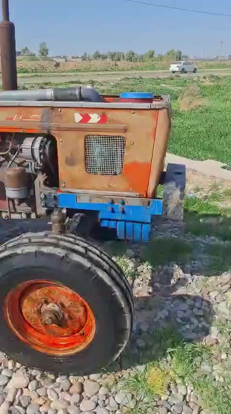 السلام عليكم مكينه عنتر 1990للبيع مكينه خير من الله ما ناقصهه اي شي مكينه بيهه سنويه بدون تحويل مكان ديالى جلولاء السعر اتصل على الرقم‏‪***********‬‏وتدلل مكلف بل نشر
