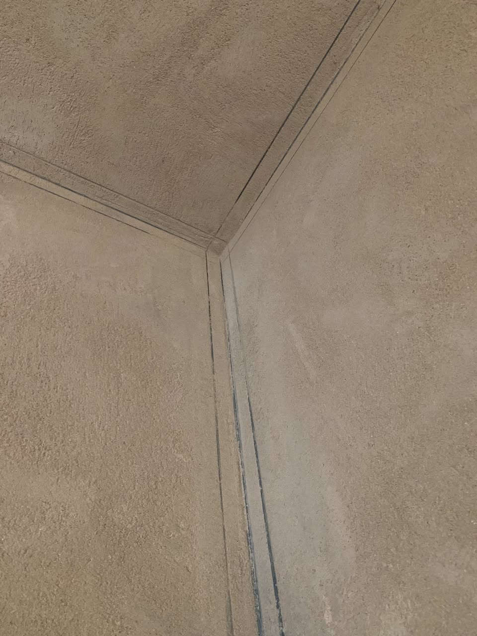 سلام عليكم لباخ جص وبورك وسمنت درجه اولى شغل نضيف التزام بلعمل اشراف مهندس كربلاء ***********. اتصال +وتساب
