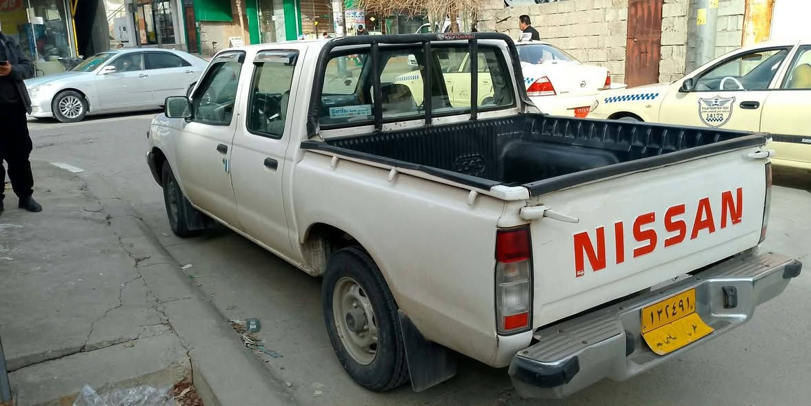 بۆ فرۆشتن2005
سه نه وی به سرجوه حیزام بۆیاخ،،
بیش و دوای ده عمی نیه بی مه سره فه،،
***********,,
