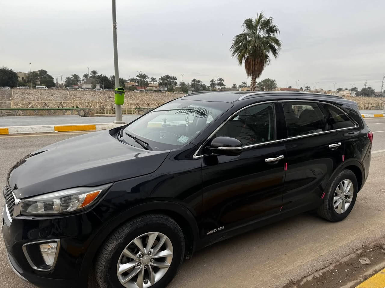 للبيع
سورنتو 2017 وارد امريكي فئة LE
ماشية 52ميل فقط حقيقي 
رقم بغداد الدولي تحويل مباشر 
بيها صبغ بنيد وجنطة وجاملغ السائق 
كير محرك كفالة عامة 
 7 راكب 6 سلندر 
النظافة 100%
السعر 160  
صور الحادث مرفقات 

هاتف ***********
