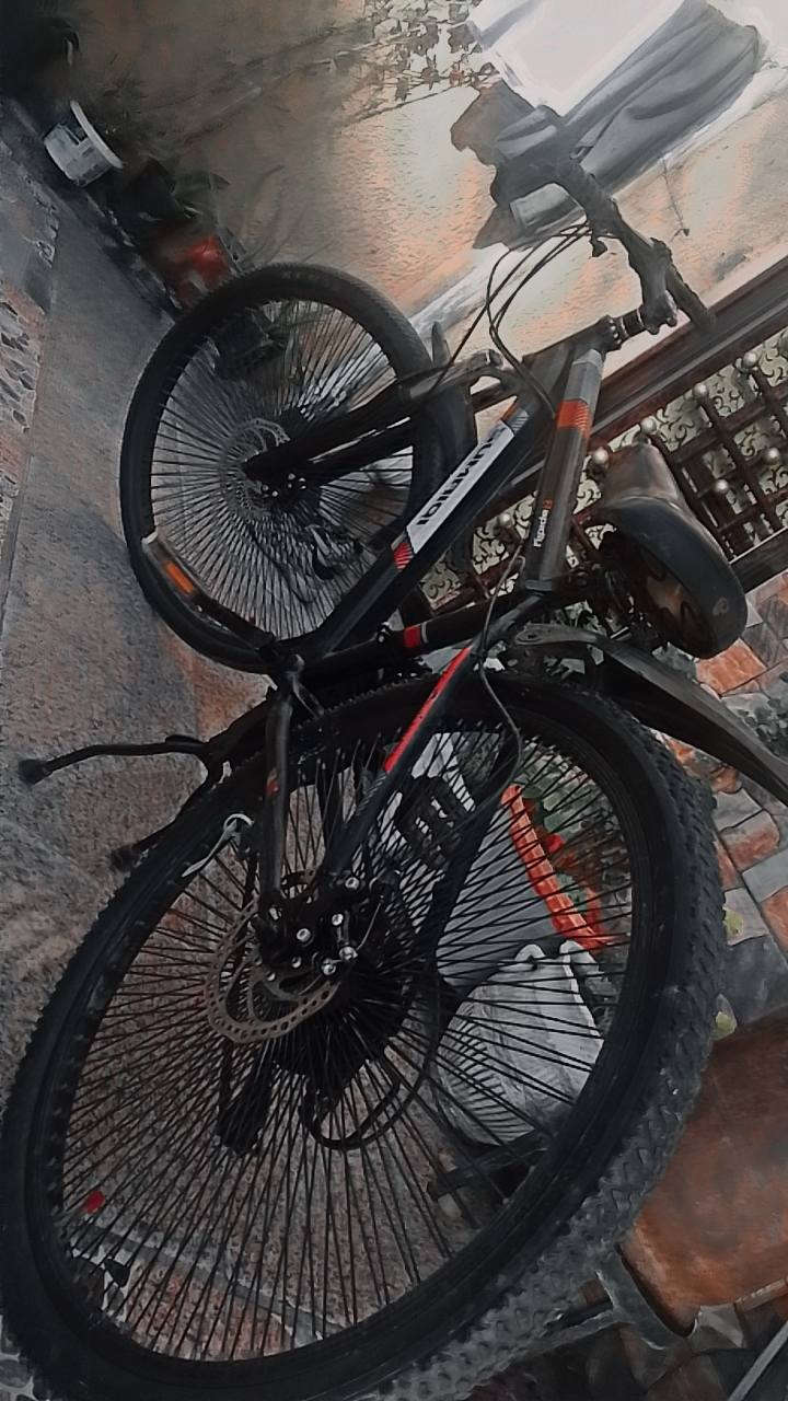 بايسكل رياضي للبيع السعر 95الف اوبي مجال رقم الهاتف *********** اوبي واتساب
