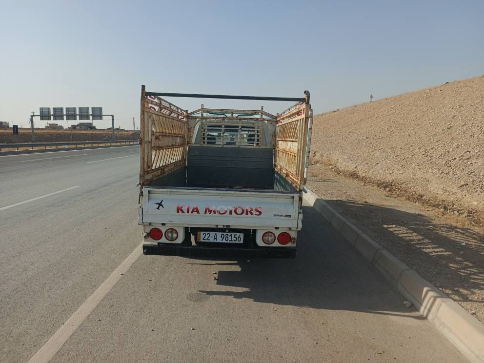 کیا بار مۆدیل 2010 نیو بست ساردی هەیە لەگەر 2 قۆپ لە دەرکەی پشتەوەی هەیە سبوغی نیە زۆر خاوێن مایتەوە کوشینی نەدرایە زۆر خاوێن مایتەوە سەعری 142 وەرەقەو مەجال رەقەم تەلەفۆن (***********) ڤایبەر وەتس اپی لەسەرە أربيل, العراق
