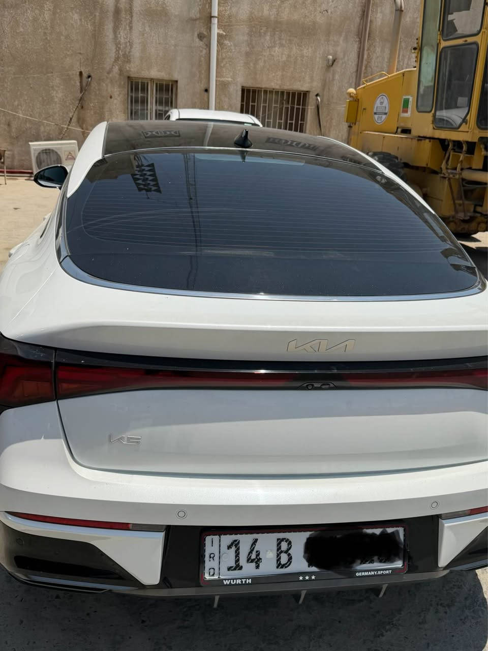 كي فايف خليجي موديل 2025 السيارة بيه بارد بسيط بثنين بيبان والبنيد اربع اصابع صبغ السيارة بيه ضمان الدوليه لمده 5 سنين على المحرك و 3 سنين او 60 الف كيلو متر تبديل زيت مجاني و صيانه طرق لمده سنه السيارة ماشيه 21000 وقابله للزياده راح الصور المرفقه للسيارة 

للاستفسار اكثر
*********** البصرة, العراق
