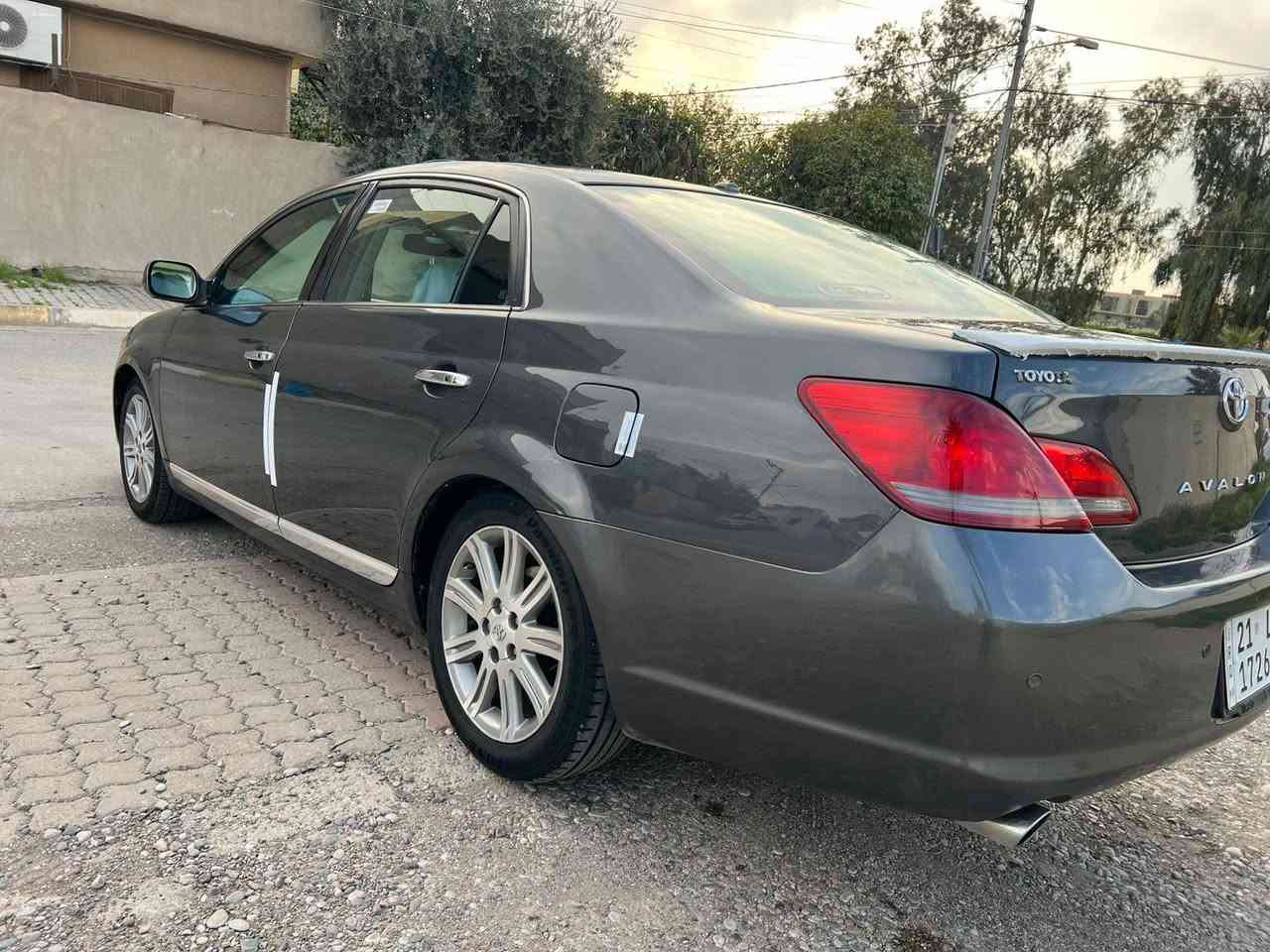 سيارة ئڤلون موديل 2009فول  مواصفات سنوي ورقم وهزة جديد رقم سليمانية.4قطع صبوغ طاخم صدر وطايرات جديد كيرو مكينة شرط سعر109بي مجال عيوان كركوك  *********** كركوك, العراق
