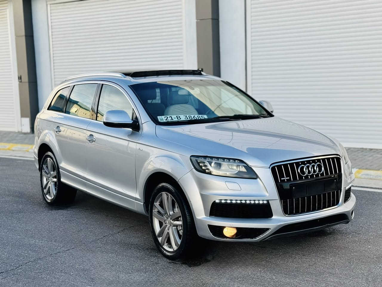 بسم الله الرحمن الرحيم
ئاودى Q7 S-line Quattro 2012 فول مواصفات ١/١
مواصفات خليجي وكالة شريكة سردار ضمان دولي
لون سلفر
------------------------------------------
مكان🌆: سليمانى                سعر💵: 139$
هاتف☎️: ***********
------------------------------------------
محرك سته سلندر V6 3.0L سوپه ر چارچ محرك بنزين
گير و محرك بشرط مابي سوت و دغان و صرف  خلل مابي
ماشية 105 الف حقيقى
------------------------------------------
سيارة حيل حيلوة جديد ماشالله
بدون صبغ 
سيارة كل على وضع بيلادي
سنوي بسمي تحويل نفسل يوم  
سنوي و ارقام جديد ٢٠٣١
-----------------------------------------
مواصفات
{ بصمة - پانوراما - داخل اصفر - صندوق شفت - ٣ پردة - ماوس - ٧ راكب - كشنات جلد - كشنات كهربا - سيدي بوكس - تبريد مركزي - كاميرا - حساس خلفي و امامي - لايت ليد - ڤوليوم - تحديد سورعه - وبعد )
-------------------------------------------
اربع تايرات و ويل بيلادي جديد
ته حويل غه رامة بشرط سنوي بأسمي
سيارة شرط بدون اى نواقص گير و محريك و حدادي و كاهرباى كولة بشرط
--------------------------------------------
بسم الله الرحمن الزحيم
‏ AUDI Q7 quattro S-line 2012
ئاودى موديل Q7 S-line 2012فول فول مواسفات پانؤراما
مواسفات خليجى سفرى شه ريكه ى سه ردار زه مان
ره نگى سلفه ر 
-----------------------------------------
شوين🌆: سليمانى              سعر 💵: 139$
موبايل☎️: ***********
-----------------------------------------
مه كينه V6 شه ش بستؤن 3.0 سوپه ر چارچ به نزين
گيرو مه كينه ى به شه رت
سه وت و سه رف و خه له لى نييه به شه رت
 105 هه زار حه قيقى رؤيشتوه

-----------------------------------------
بي بوياخه 
زؤر جوان ماوه ته وه و نمونه يه له جوانيدا
به ناوي خومه وه يه سه نه وي تا ٢٠٣١ تازه يه
-----------------------------------------
مواسفات
( به سمه - پانؤراما - ناوزه رد - په رده - سندوق شه فت  - كوشن جلد - ماوس - سيدى بؤكس -سئ ريز كوشن - ته بريد مه ركه زى -  كاميرا - حاسه ى پيش و دوا - لايت ليد - ڤؤليؤم - تحديد سورعه - زؤر مواسفاتى تر )
------------------------------------------
چوار تايه ويلى تازه ى و كامل سيرڤزى بؤكراوه
سه نه وى به ناوى خؤمه وه يه
ته حويل و غه رامه به شه رت
{{ گير و مه كينه و كاره باى و هه موو گيانى به شه رت }}
------------------------------------------
