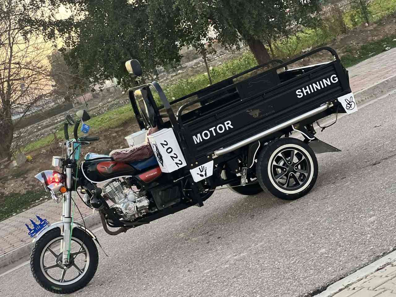 ستوته البيع الموديل الموديل 22 بسمي السعر.              مليون او ٥٧٥ او بيه مجال غليل شرط  تحويل منفيس او ابليته كامل كهربيت شرط ركبه شرط غلاب ستوته صفررر فحل عالي غلاب تخم تير جوبلس ستوته صفر صفررر محرك شرط ركبه شرط المو شراي لا يكسر بيه او تحيتي الجميع ***********
