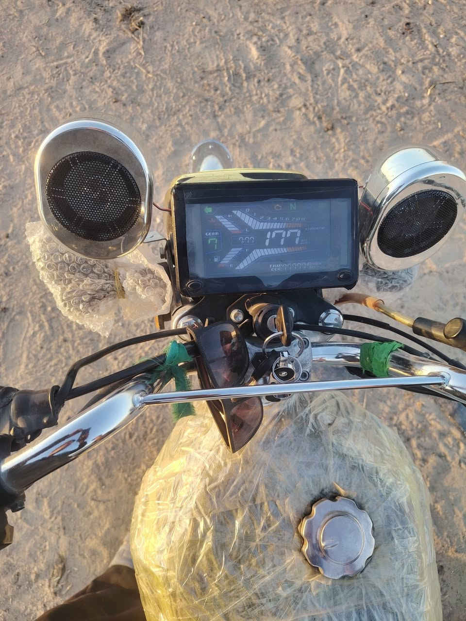 سيفان للبيع موديل 24مكفوله أوراق كامله اخت الجديد. السعر 800وبيه مجال


**إذا كنت صاحب هذا الإعلان وتريد حذفه لأي سبب، رجاءا أرسل رسالة إلى الدعم الفني**