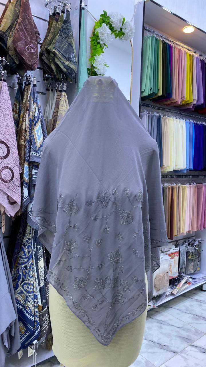 😍😍ربطة جرجيت سادة مشغول ستراس😍😍
😘😘قياس ١٣٠ سم😘😘
☺️خانقين خلف مجمع حبيب مول مجاور مجمع قنبر  ☺️


**إذا كنت صاحب هذا الإعلان وتريد حذفه لأي سبب، رجاءا أرسل رسالة إلى الدعم الفني**