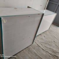 ميز MDF • نضيف • المناذره