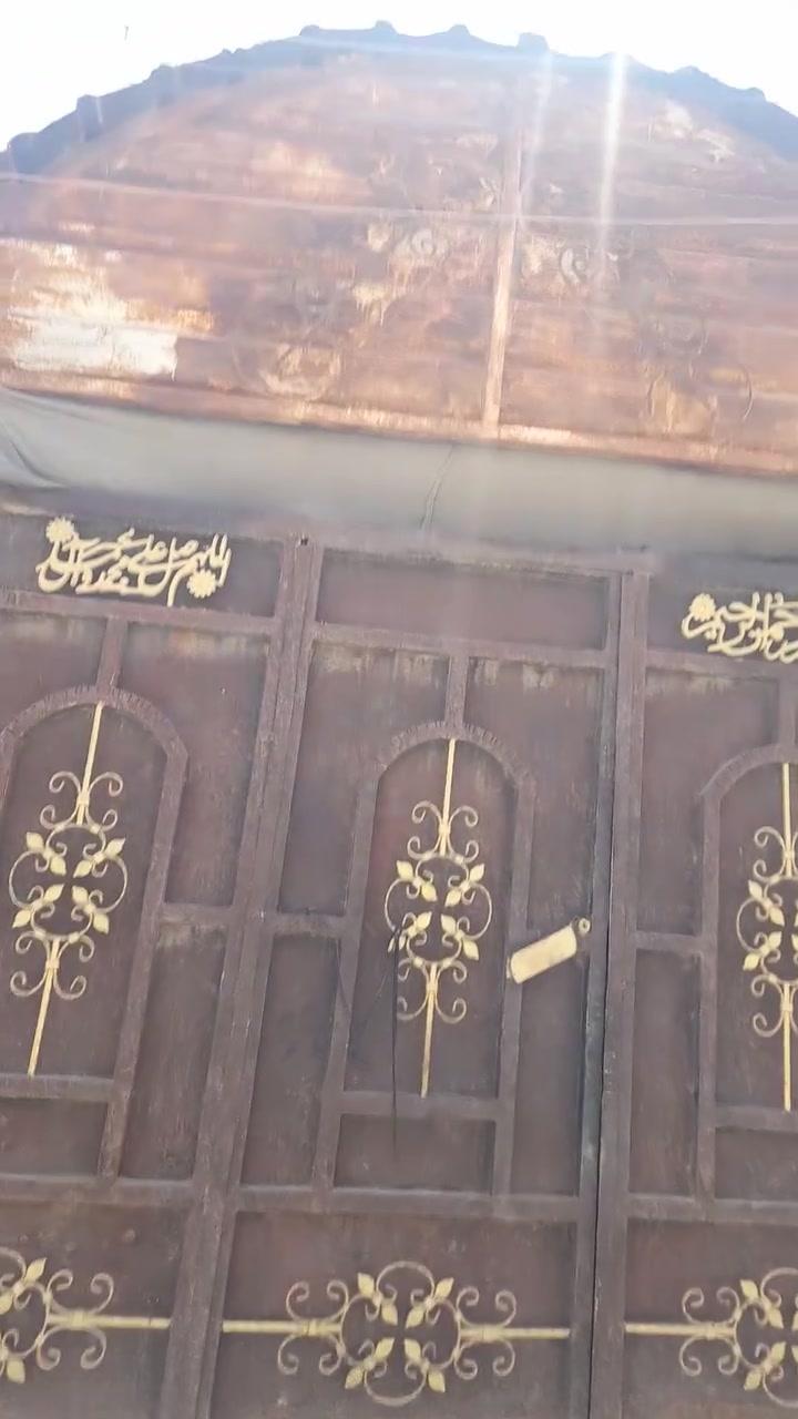 بسم الله
يوجد بيت بالفضلية طابقين عكادة قريب عالمستوصف النموذجي 150 متر سعره 78 وبي مجال الاستفسار الاتصال ***********

