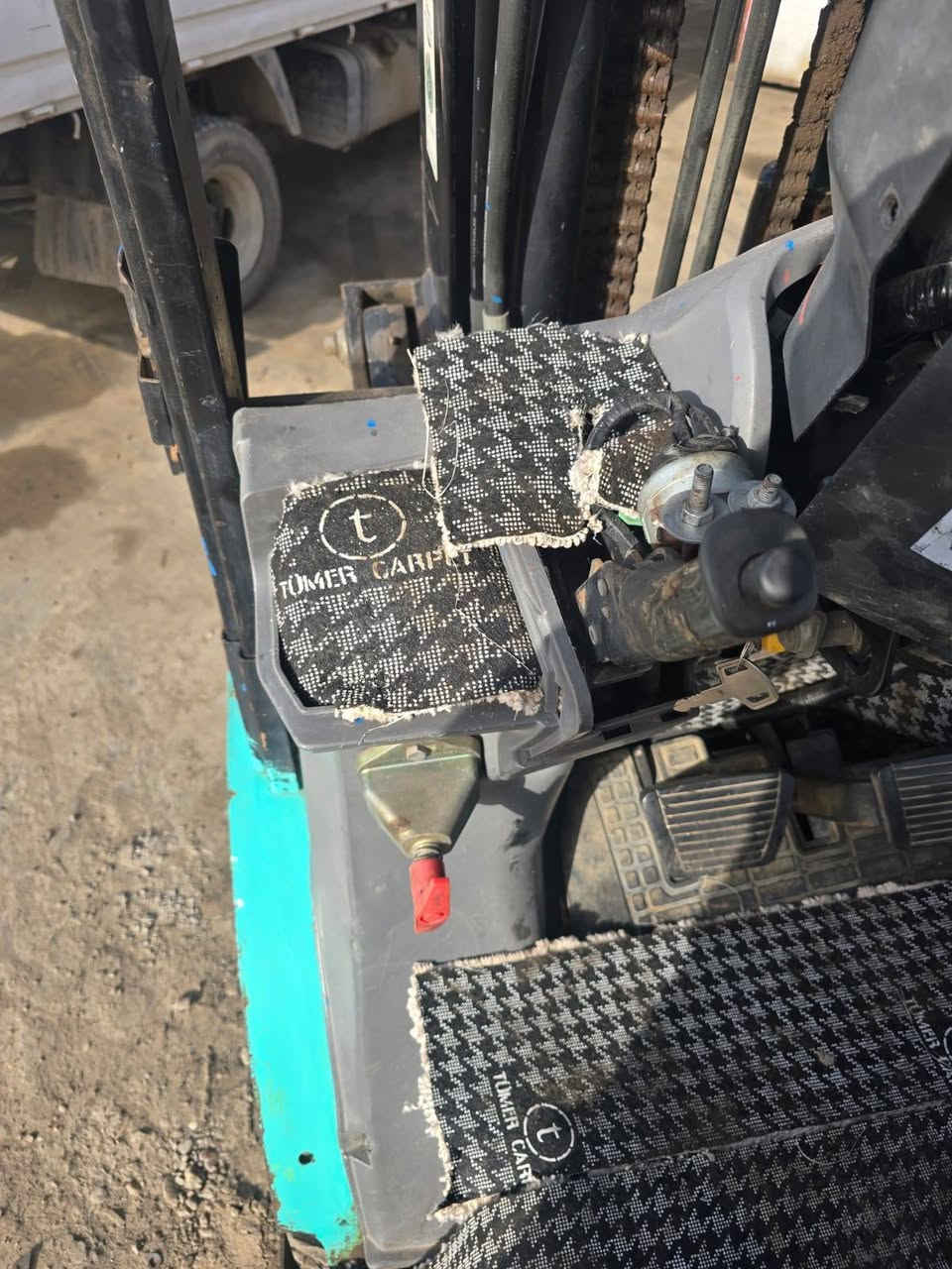 *********** للبيع شوكيه مسي بوشي طنين ونص نضيفه ٣ حركات وحده ملغيه جديده بمعنى الكلمه بيه منفيس   او تماتيك
