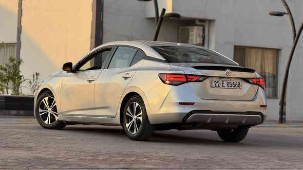 السلام عليكم ورحمة الله وبركاته
للبيع نيسان سنترا
مديل : 2022
حادثها جاملغ وخشم البنيد بيها باب كلير شرط بدون دواخل ولا ايرباك من امريكا صور حادث بل منشور
مواصفات SV معروفة
بصمة ابواب بصمه تشغيل حساسات امامي خلفي شاشا كامرا خلفية كروز سرعه توقف ذاتي رادارات فول عدا فتحة تحكمات ستيرن فول
مكينه 2000 مرغوبه كبيرة مكفول كير مكفول
معروف مواصفات sv 
نظيفة وجديدة السياره 
رقم اربيل الجديد وكالة او تحويل موجود
ماشية : 36mi الف
العنوان بغداد السيديه
السعر : 135 وبيها مجال…
***********
