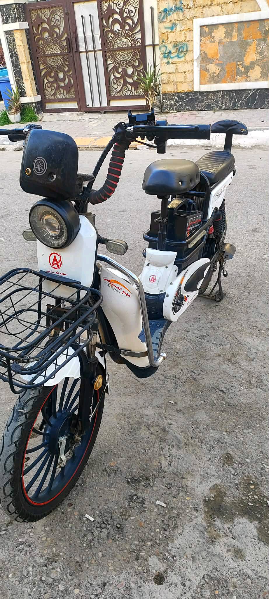 السلام عليكم باسكل شحن للبيع موديل 2025 جديد كله شغال بس هورن مابي  بصمه وسويج بطاريات نص عمر