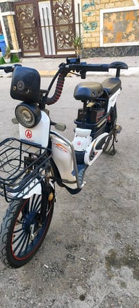 باسكل شحن للبيع موديل 2025 جديد كله شغال بس هورن مابي  بصمه وسويج بطار...