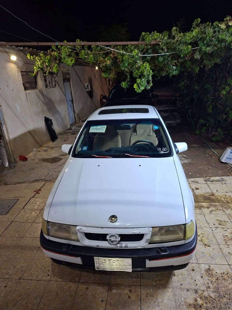 السلام عليكم اوبل فكترا 16موديل 92 سياره نضيفه حداديه جديده بولبرنات جديده بيها تلحيضات بصيطه السعر 38 وبيها مجال مكاني النجف الاشرف ابو صخير رقم الهاتف /***********
