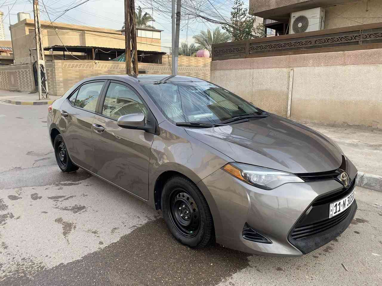 السلام عليكم للبيع كورلا 2018 LE
وارد أمريكي السياره مكينه كير حداديه تخم تاير تبريد كله جاهزه 
السياره حادثه جاملغ خلفي وقبق جنطه وبدون دواخل وبيها مكانات 
صبغ أبيع احزام ملاحظه السياره بدون أي دواخل رقم بغداد بسمي 
تحويل مباشر السياره دواخل مدوشمه جديد السعر 128 وبيها مجال رقم الهاتف ***********
