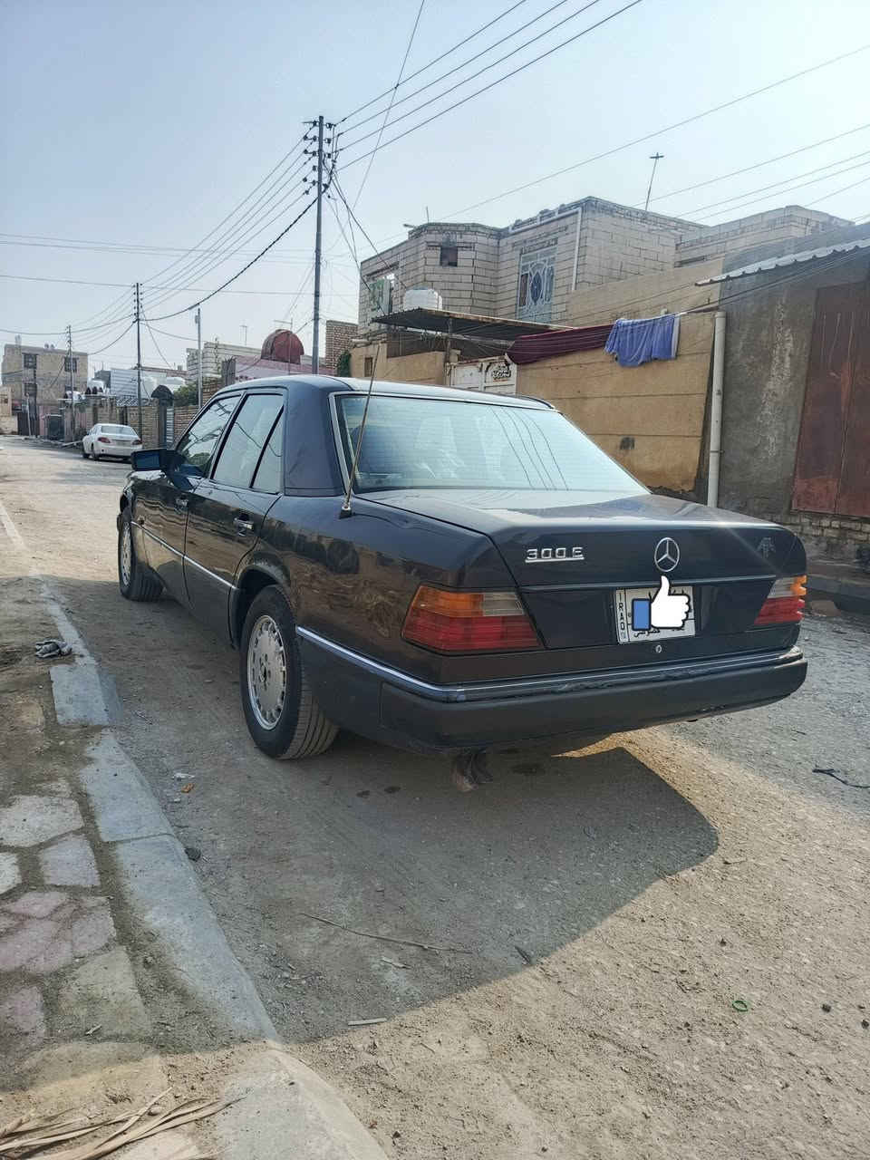 مارسيدس دب موديل 1992 رقم بغداد مشروع وطني مداور ثاني يوم سنويه الى2027  

1_فتحه سقف 

2_اريل كهرباء

3_منضومه زنون

4_سنتر لوك اربع ابواب والجنطه

5_كشنات كهرباء 

6_دبل فيتبم

محرك وكير 2.5 vvt ام البطل الابيض 

توها محوره صارلها شهر ترايك وين ميعجبك

السعر المطلوب 65 وبيها مجال للشراي....

والباقي شوف العين للتواصل على الرقم ***********

📍ذي قار الناصريه ناحية الفضليه
