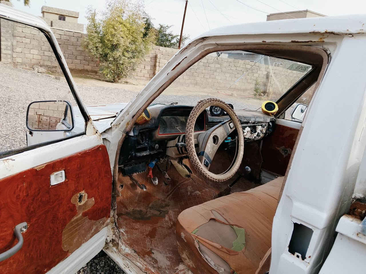 السلام عليكم بكم 80 كير محرك شرط كهربائيات كلها شغاله رقم نينوى سنويه ضايعه بيها واجها ابيع بدون تحويل السعر 1500 مليون ونص المكان قاطع السبعاويين قريه تل اشعير للستفسار ***********
