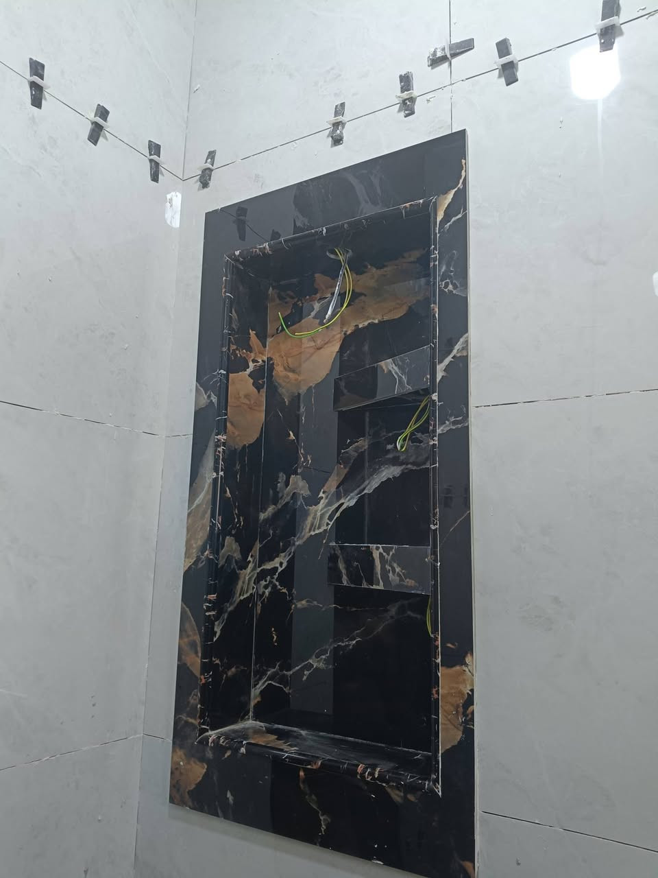 اخوكم ابو سيف لاعمال السيراميك والبورسلاين والارضيات والواجهات
***********
