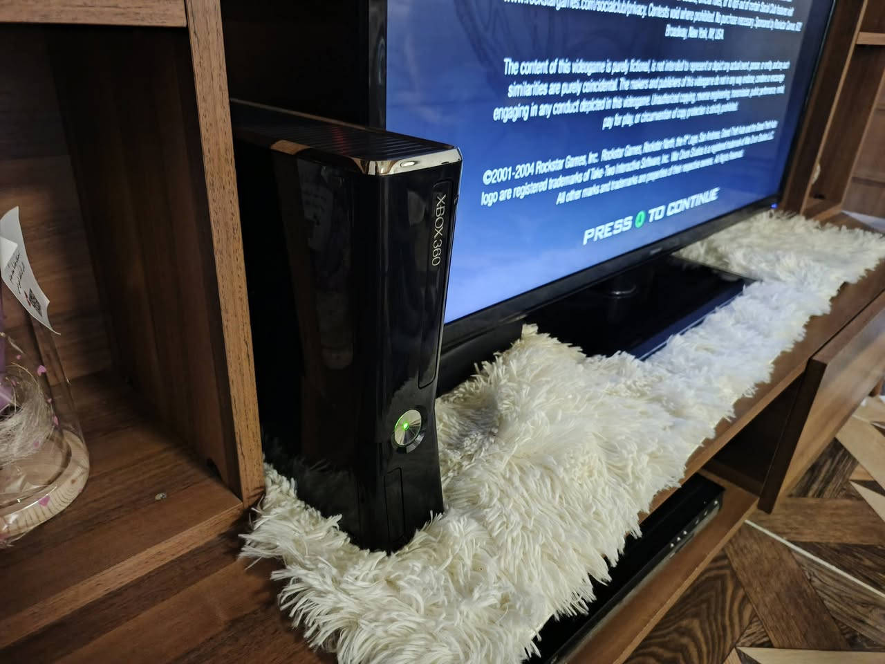 بلاي 360 للبيع جديده شرط ما مفتوح بيها 116 لعبه غراضك كله بلادي يده بلاديه مكانه كركوك هذا رقمي*********** الشراي خلي يخابر
