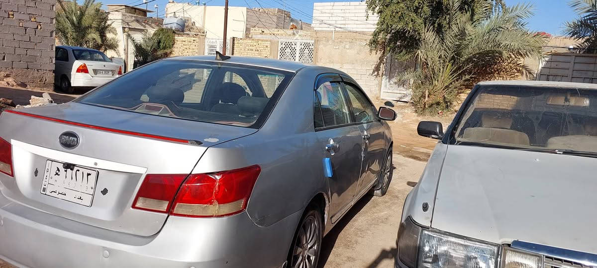 بي وايدي ٢٠١٣رقم بغداد سياره بيهاا صبغات مكفوله من الضربه كير ومحرك بلادي السعر ٥٠وبيهاا مجال


**إذا كنت صاحب هذا الإعلان وتريد حذفه لأي سبب، رجاءا أرسل رسالة إلى الدعم الفني**