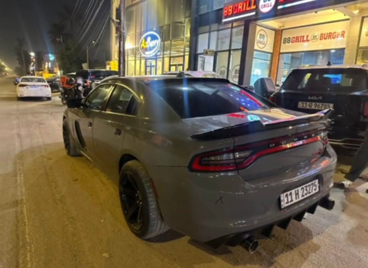 جارجر 2019 sxt
كلين بدون قطرة صبغ

فووول مواصفات خاصه بلبس مموجوده عدا الفتحه 

نقطه عمياء

مرايات قلاب 

رادارات

كشنات جلد 

كشنات خزن 

كشنات و ستيرن تدفئة تبريد 

شوته رياضي بلادي 

ازرار اتصال طوارئ و تحديد موقع 

نظام الكار بلي و Gbs و سيري

شاشه كبيره 

كجات ثنايه بالشاشه و بالدشبول(حرارة الشياره و ضغط الدهن و سرعه السياره و رقم تنميرة الكير و العزم ......الخ)

تحكم بصرف المحرك من الشاشه 

شفتات 

تحكم بمستوى الاستيرن كهربائيا

ازرار sport و super trak في الدشبول و في الشاشه وليس فقط بالشاشه

لي كدام صدرها تعبان ينرادلها تبديل صدر و ماشيه ١٠٠ الف + صاحبها صيدلاني ممشتغله خط

ب 175$ 

 ***********
