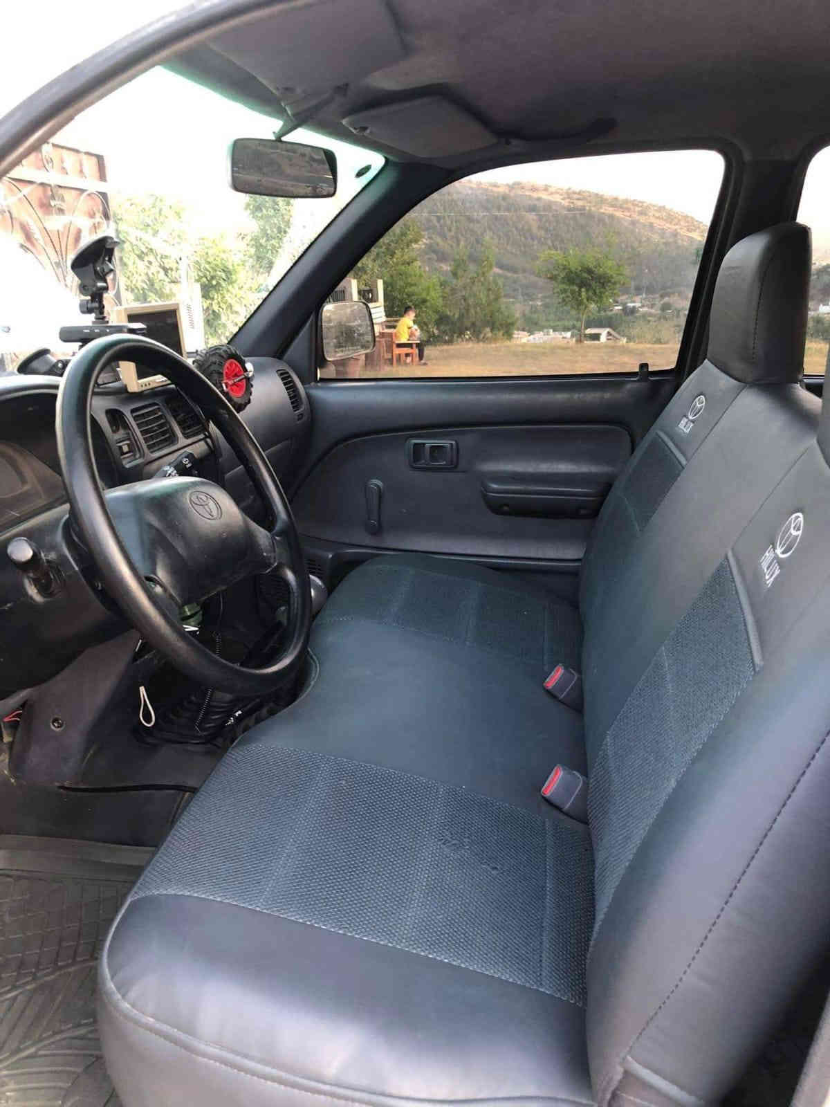 هايلوكس 1991
مكفوله كفاله عامه 
كير مكينه ترايك من بصر زاخو 
تخم تايرات فور ويل سياره 
معاملته كامل هزه جديد 
سياره عندي وكاله صاحب سيارة 
كل اجرائت كامله بيه 
حائز الاول عندي وكاله 
حائز ثالث متوفه ياخذا هو يكمل معاملته 
سعر 40,
بي مجال سياره مالت جنايه
***********
