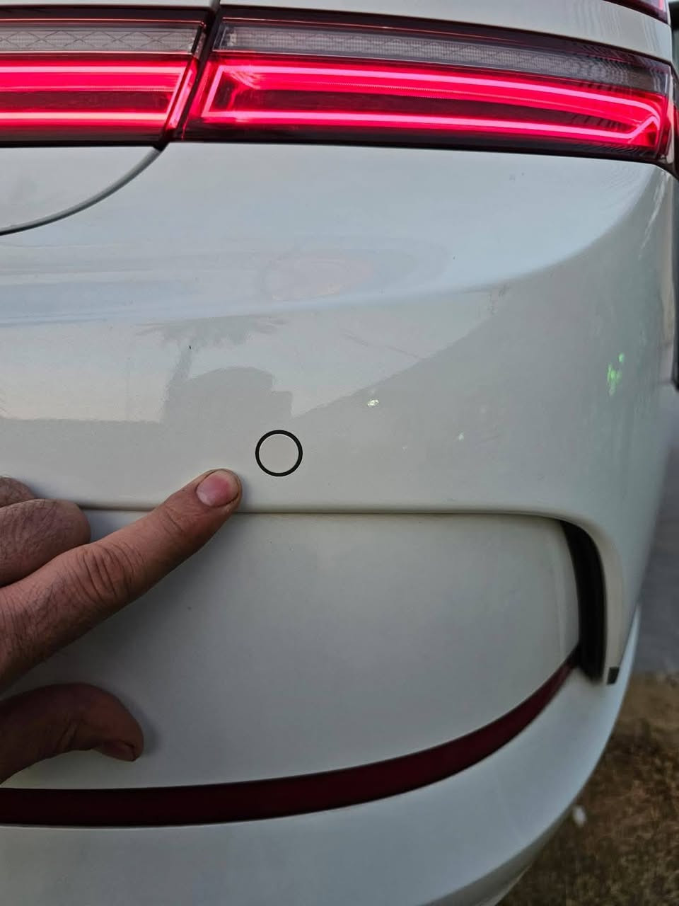 السلام عليكم جنسز G80 فول كهرباء فول الفول أبواب شفط برده كهربائي السعر 280 بيع فقط صور الحادث مرفقه المواصفات مساج اناره اناره دخليه متعدد الوان كامرات محيطيه شنو ابالك مواصفات بيه 
***********
