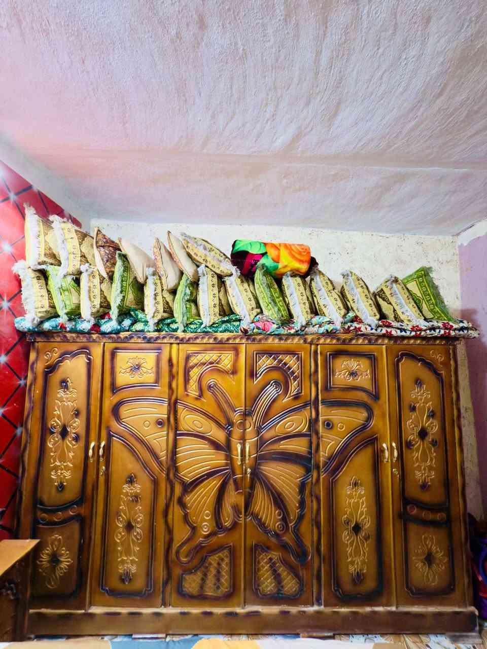 بيع  مستعجل غرفه نضيفه للبيع العنوان المجد السعر 250وبيه مجال


**إذا كنت صاحب هذا الإعلان وتريد حذفه لأي سبب، رجاءا أرسل رسالة إلى الدعم الفني**