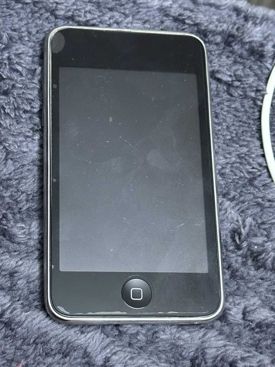 ايبود جيل 3 للبيع
16 كيكا 

نضافه فول مثل موضح بلصور 

لزكه شاشه ع وضع الشركه ممشيوله 

*********** واتس
