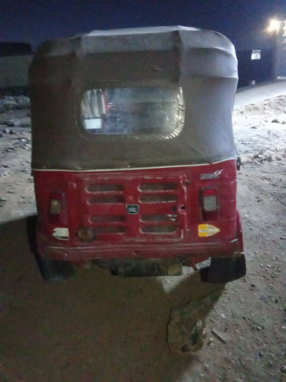 السلام عليكم تكتك موديل ١٨ بدون أوراق تكتك جاهزه مابيه نقص خير من الله  اتكفل رقم شاصي فقط وحلال وحرام من السرقه  والباقي كوم حديد  عارضه ٣٥٠٠ وبيه مجال قليل الشراي يتصل هاذه رقمي *********** مكاني حي البتول الولدايه
