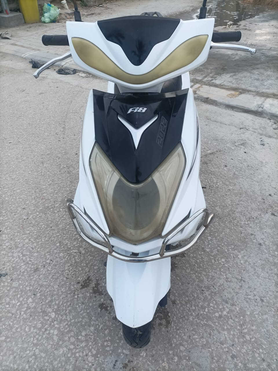 سكنس ثعلب نظيفة جدا 2022محرك مبدل بي بستم وبوش كهرباء سلف باتري هندر كلها شغاله مكانها الديوانية حي العسكري الاول السعر 400 وبيها مجال ***********
