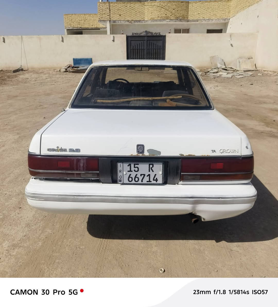 السلام عليكم 
سيدان موديل 90 أيسر بلاد مكينة وگير 2500 ديلكو
تخم تاير السيارة بأسمي سنوية لل28 
السعر 42 وبيها مجال المكان الناصرية 
*********** متواجد واتساب
