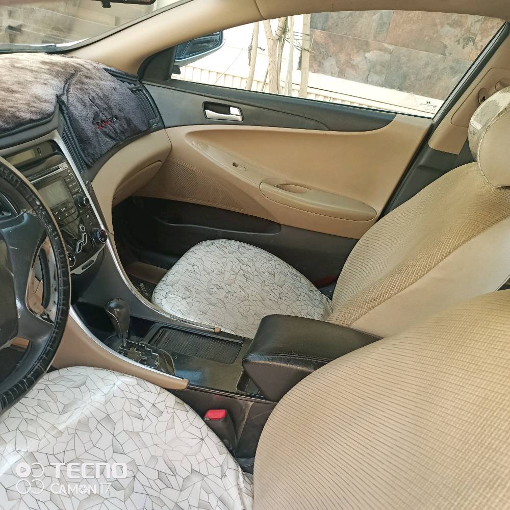 للبيع سوناتا موديل ٢٠١١ خليجية محرك ٢٤٠٠ دوش بأسمي رقم بغداد مكفولة من الصبغ والحادث بيها جراد بالبنيد والقمارة والجنطة رقم بغداد انكليزي مكاني بغداد غزالية السعر ١٠٨ ورقة رقمي ***********