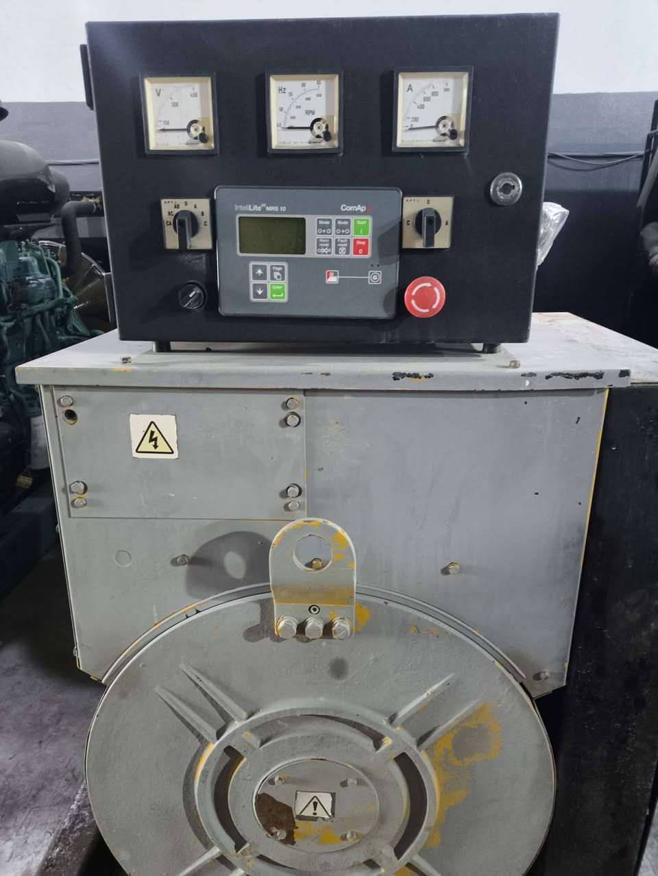 #مولد دايو 10 سلندر 500 كيفي بلادي اوربي
السعر والاستفسار تواصل ***********+واتساب عبدالله المختار اربيل الصناعه الجنوبيه 
لدينا توصيل جميع المحافظات
