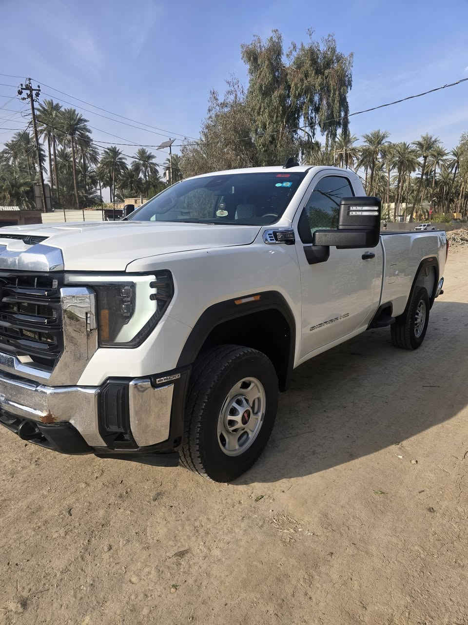 للبيع جمسي موديل 2024 بصمه فور ويل رادار امامي وجانبي مكينه 6600كير 10نمر***********
