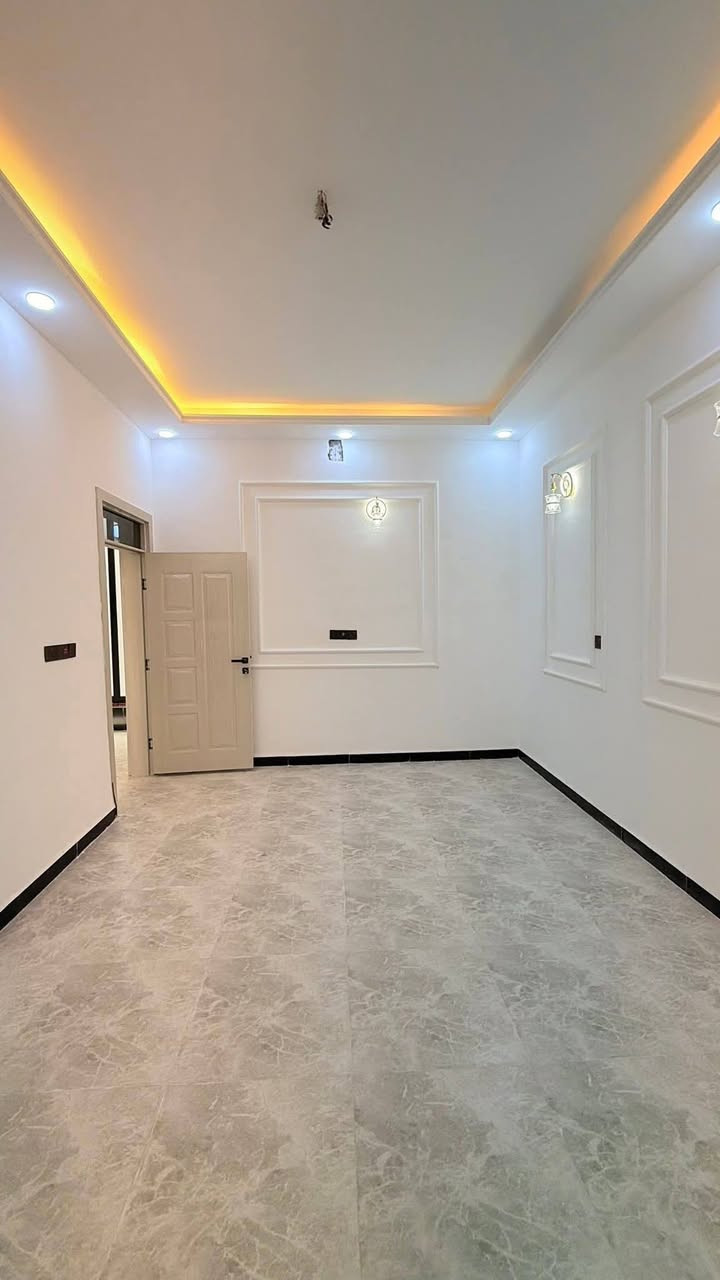 بيت زراعي م100 مربع بنيان حديث طابق واحد 
العنوان حي الجامعة داخل مجمع حيدر ابن حجي هندي 
الاستفسار خاص او اتصال  مراجعه  الواتساب ***********
