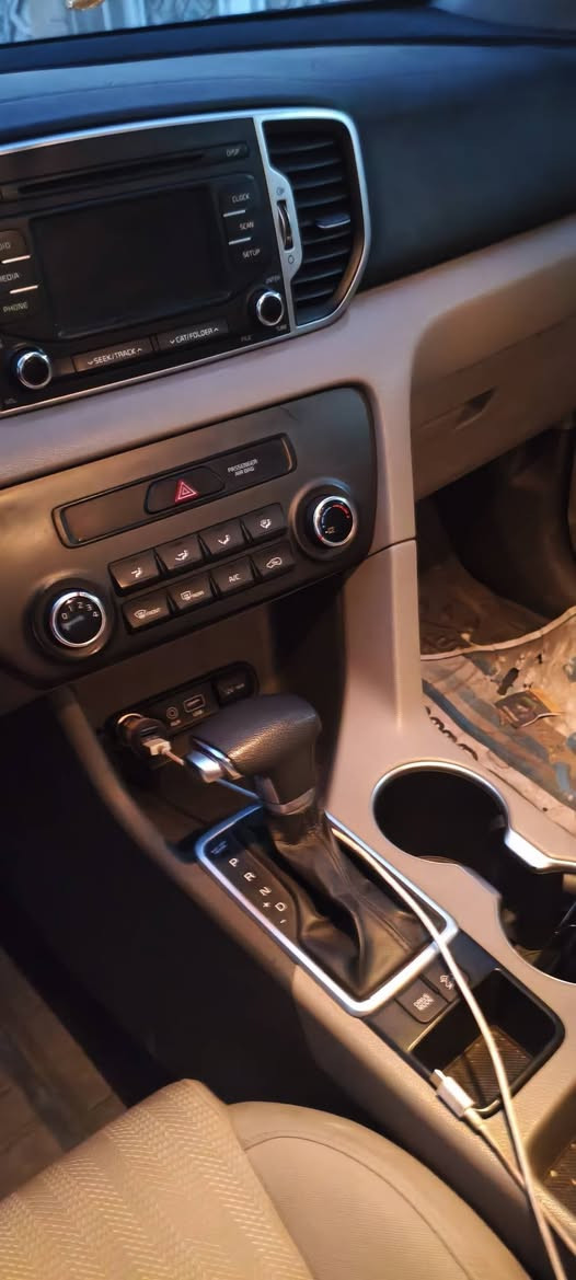 سبورتج 2019 حلوه ونضيفه مكانهة بغداد السيديه 
 رقم بغداد وعلئ ايدي ماشيه 70 الف حقيقي  سياره مال بيت  كدامك صور وكلشي  بسمي تحويل ثاني يوم. سعر 155 وبيها مجال      رقمي.  ***********3
 ♥️🌹
