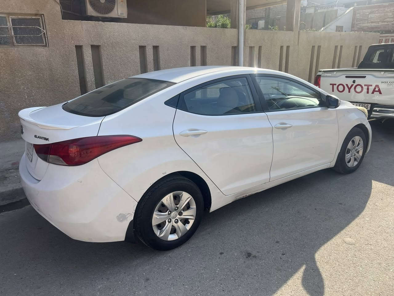 النترا ٢٠١٢
خليجي رقم بغداد باسمي
مواصفاتها 
تحكم 
اشاير بل مري 
ايكو 
اي بي اس 
محرك ١٦٠٠ بدون اي دوانز
تبريد 
تخم تاير
كير مكينه مكفولات 
سياره جديده 
مكان السياره بغداد
عارضها  ١٠٥
***********
