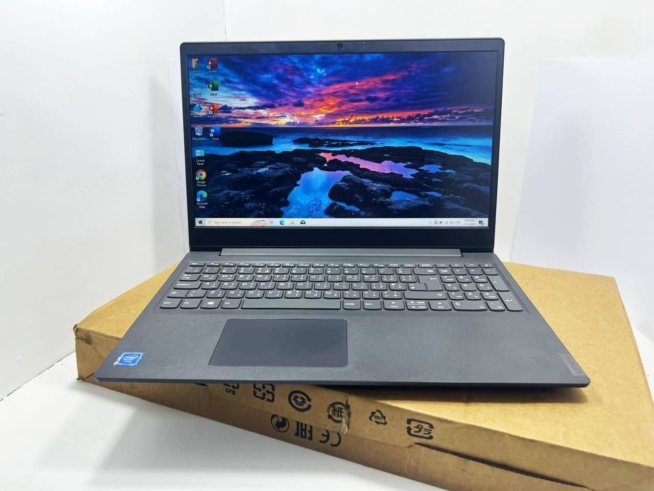 لابتوب Lenovo  استعمال خفيف جدا ((مكفووول )) 
 مع جميع اغراضه للبيع بسعر مميز فقط 175د دينار 🔥🔥🔥

ممتاز  للاعمال المكتبيه والتصفح والدراسه والتوجيهي والجامعات 

Intel celeron جيل 13
Ram 4 GB 
SSD 256 GB
15.6 inch  

معه شاحن اصلي 

 شنته وماوس هديه 
 
للطلب والتواصل 

#لابتوب
#laptop


**إذا كنت صاحب هذا الإعلان وتريد حذفه لأي سبب، رجاءا أرسل رسالة إلى الدعم الفني**
