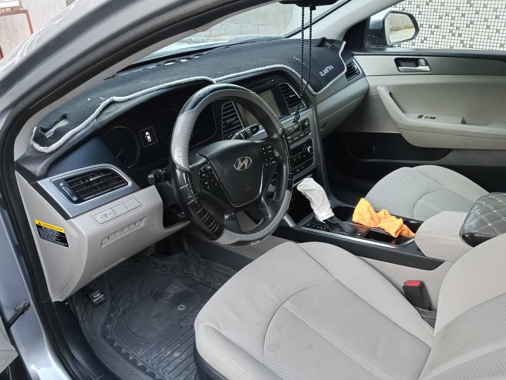 للبيع سوناتا 2016 امريكي  حادث جاملغ خلفي وباب صبغ وبيها بارد بالجاملغ الخلفي الثاني مكينه جديده غير مفتوحه بحم كبس محرك وكيرها كفاله من كلشيء من التبخير او التنقيص ما مفتوح برغي بيها تبريد تدفئه حداديه امامي خلفي مسويها جديد حسااسات اماميه كاميرا شاشه  السعر 113 بيها مجال بسيط سيارة جدا جديده ولا كلوب مشتغل  *********** حلة, بابل
