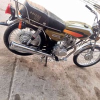 ورحمه الله وبركاته دراجه للبيع نامه مديل 25 الدراجه الكهربائيه كله شغل...