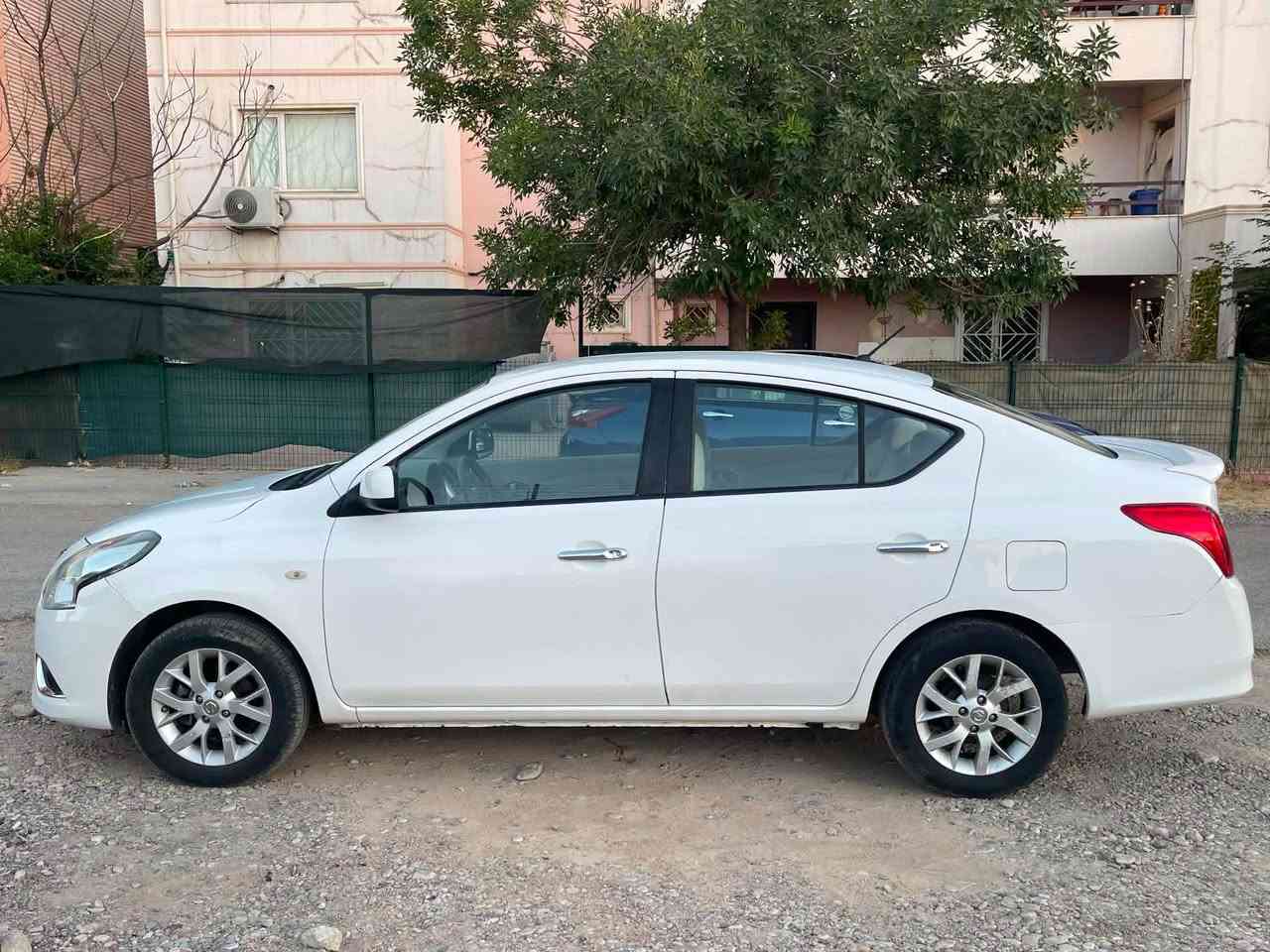 نیسان سەنی لاکشمیبای ۲٠١٩
سفڕی کووردستان 
سەنەوی و ژیگەو ڕێگاوبانی تازەیە
١٨٨هەزار ڕۆیشتووە❗️
زۆر بە پاک و خاوێنی مایتەوە
موواسەفات فوول ( ٥ ويل كةپ . تةبريت مةركةزي . كوشن جةك. دەسک نیکل ، سووکان ڤۆیلۆم ،  ،   ، حەساسی پشتەوە ، باڵ ، دژە خلیسک ، بلاجک تۆر، ناو زەردە).✅
[تەنها  چاملغی پيشةوة بي ناوگرتن سبوغە ]✅
هیچ شتێکی تری نییە هەمووی بە شەرت.✅
نرخی {١٠٠}وەڕەقە
ژ.م:ـ ٠۷٥٠۳۳۸٦٠٠۱ 
📍هەولێر أربيل, العراق


**إذا كنت صاحب هذا الإعلان وتريد حذفه لأي سبب، رجاءا أرسل رسالة إلى الدعم الفني**